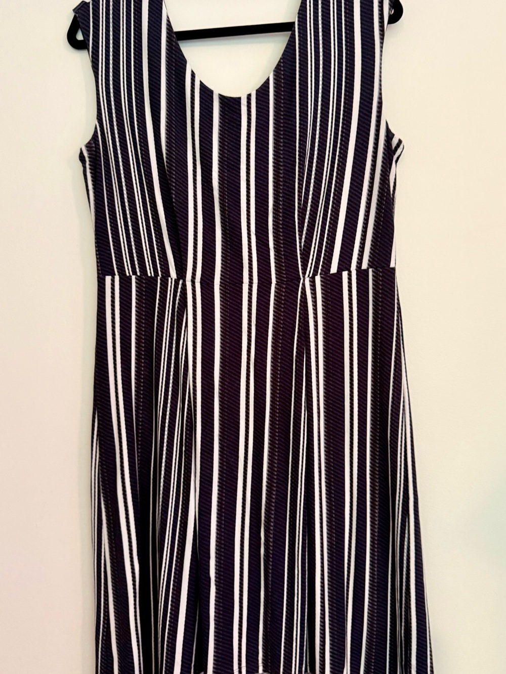 Tommy Bahama Navy and White Vertical Stripe Sleeveless Dress Size Large